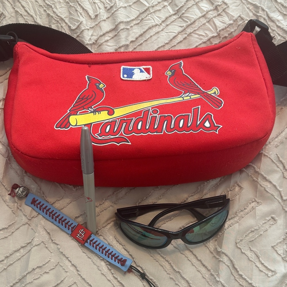 St. Louis Cardinals Bundle: Red Logo Bag, Sunglasses, Bracelet, Autograph Pen